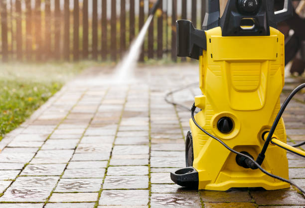Best Driveway Pressure Washing  in Hartsdale, NY